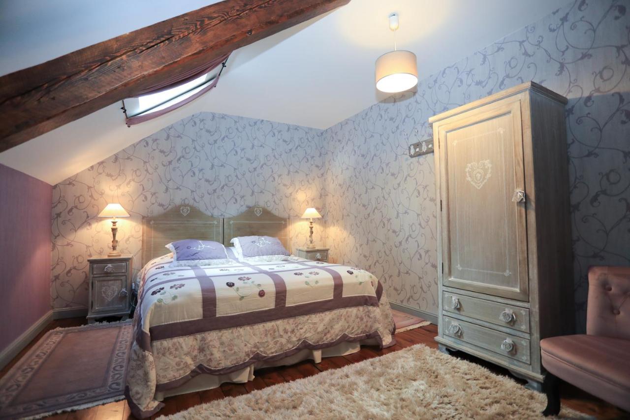 Le Chateau De Vernieres Talizat Room photo